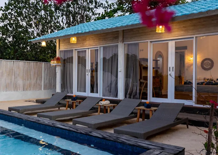 Koral 3 Bedrooms Beachfront *