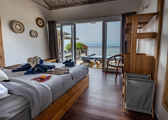 Villa Koral 3 Bedrooms Beachfront Nusa Lembongan
