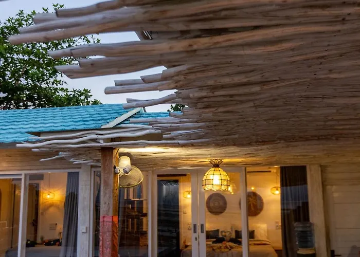 Koral 3 Bedrooms Beachfront * Nusa Lembongan