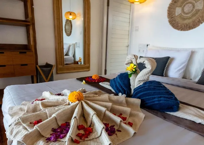 Koral 3 Bedrooms Beachfront Nusa Lembongan