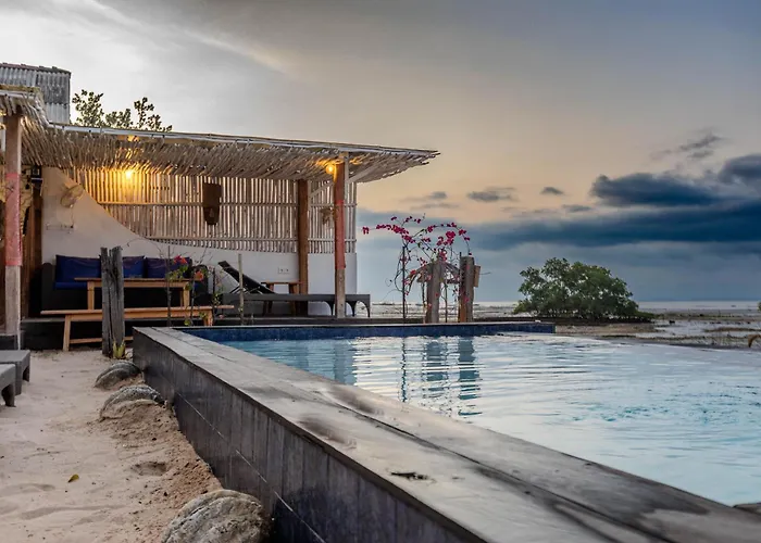 Koral 3 Bedrooms Beachfront *